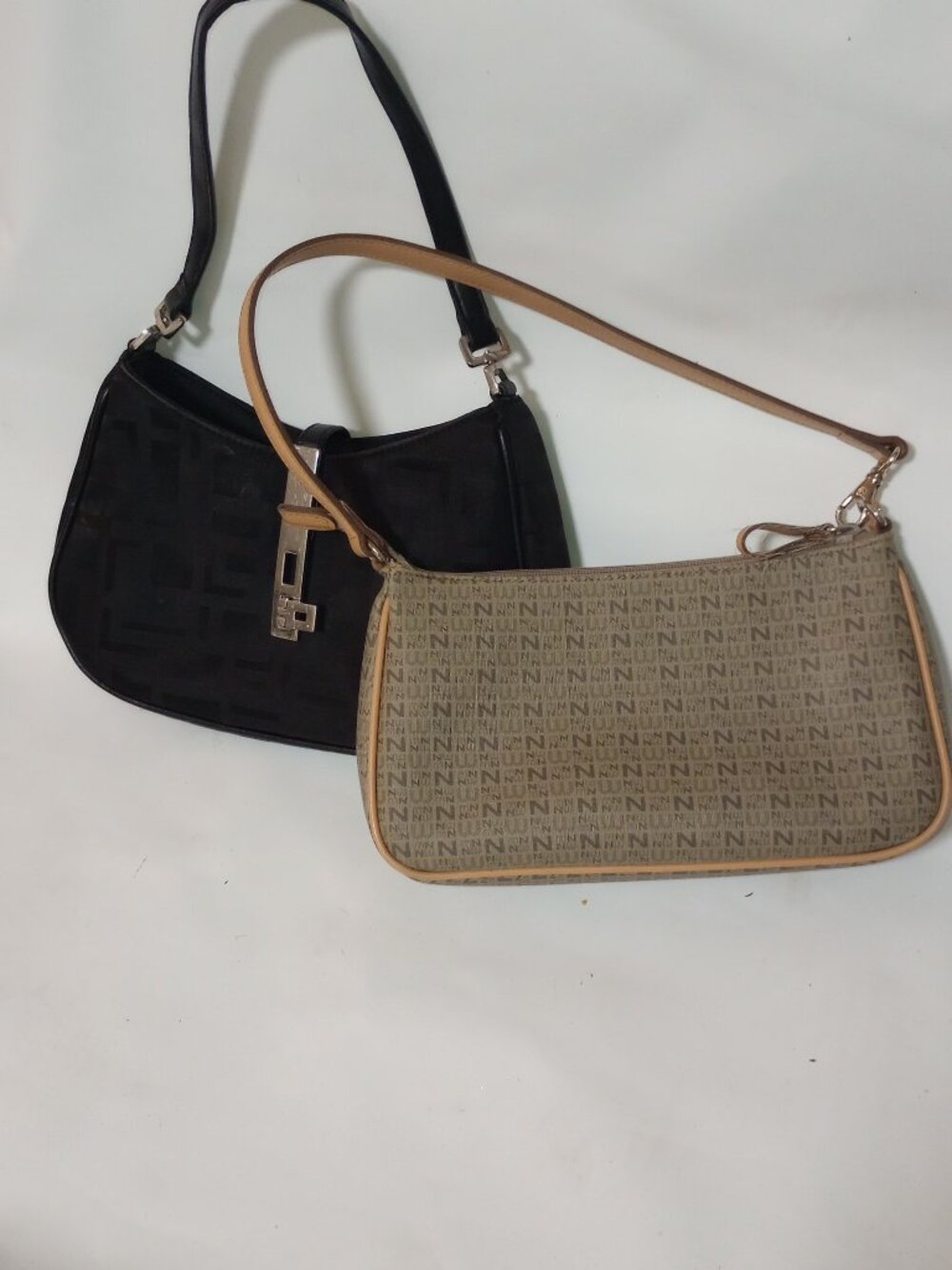 VINTAGE BLACK "THE LIMITED" PURSE and a VINTAGE TAN "NINE-WEST" PURSE BUNDLE